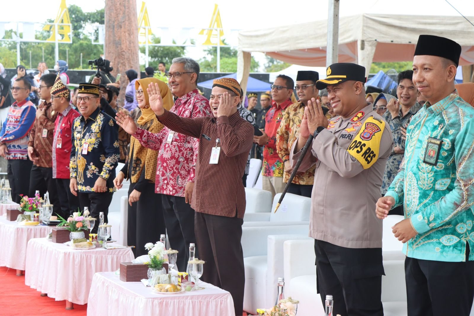 Kapolres PPU dan Forkopimda Resmikan Puncak Festival Harmoni Budaya Nusantara 2024