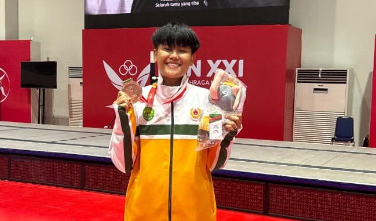 Personel Ditsamapta Polda Kaltim Raih Juara 3 Cabang Anggar Putri di PON XXI Aceh