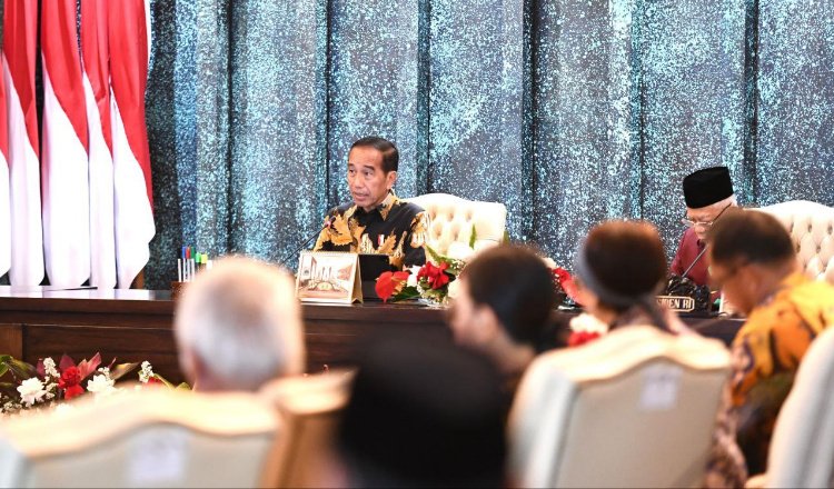 Gelar Sidang Kabinet Paripurna Terakhir di IKN, Presiden Jokowi Memohon Maaf