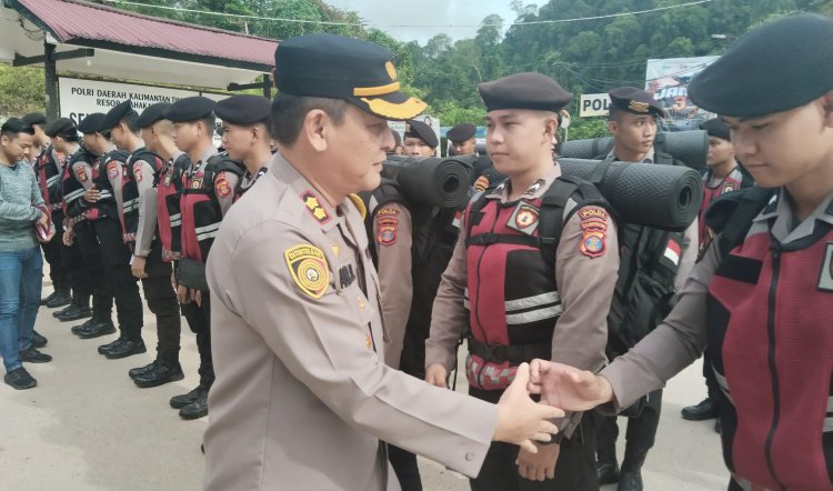 Kapolres Mahakam Ulu Pimpin Apel Pelepasan Personel BKO Polda Kaltim