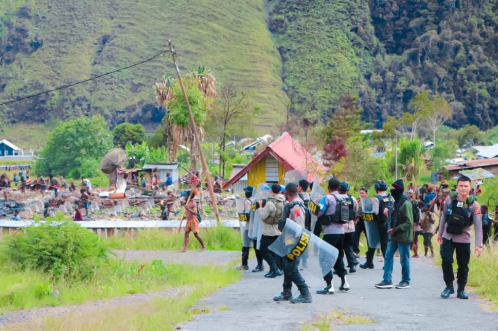 12 Orang Meninggal Dunia, Ops Damai Cartenz Berhasil Ungkap Kasus Bentrokan Pilkada Di Mulia