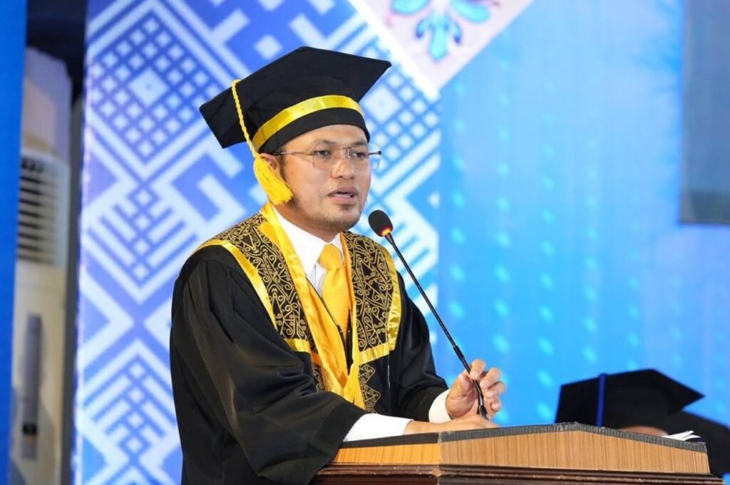 Rudy Mas’id Resmi Bergelar Doktor