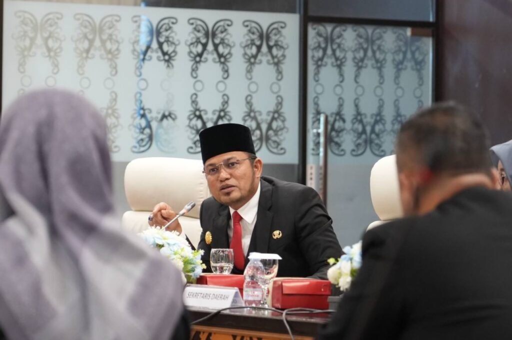 Gubernur Harum Kembali Pimpin Briefing Kepala Perangkat Daerah