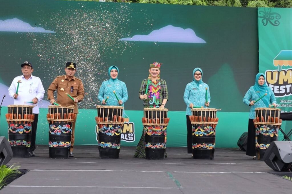 Tito Karnavian Resmi Membuka UMKM Festival Kaltim 2025 