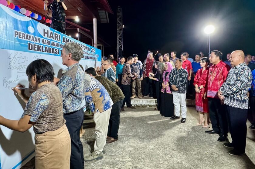 Malam Puncak HAN di Kubar, Bupati Edwin Ajak PPA Perkuat Perlindungan Anak di Bumi Sendawar