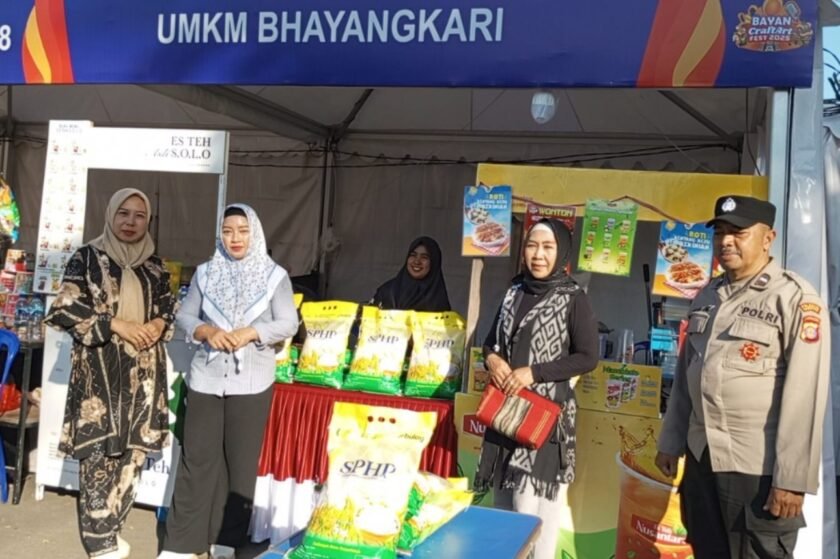 Kehadiran UMKM Polresta Balikpapan Memenuhi Kebutuhan Pokok Warga