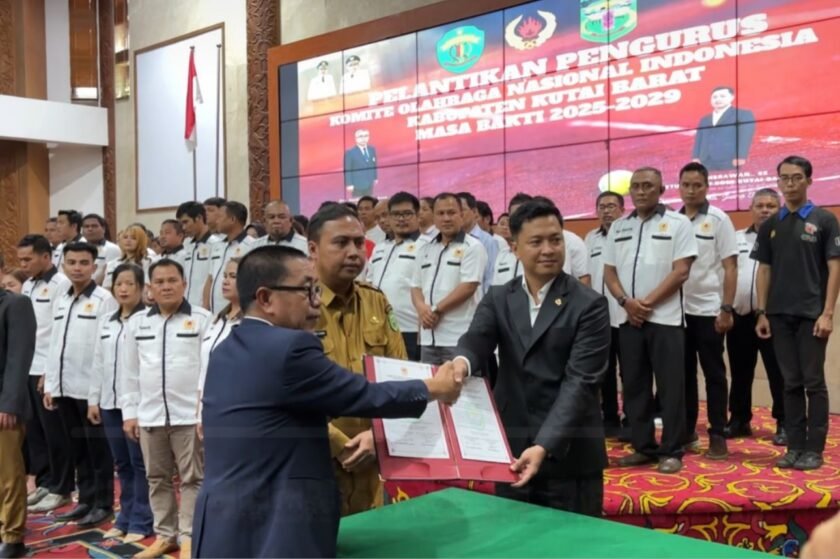 Pengurus KONI Kubar Dilantik, Agus Herawan di Target 5 Besar Pada Porprov Kaltim 2026 