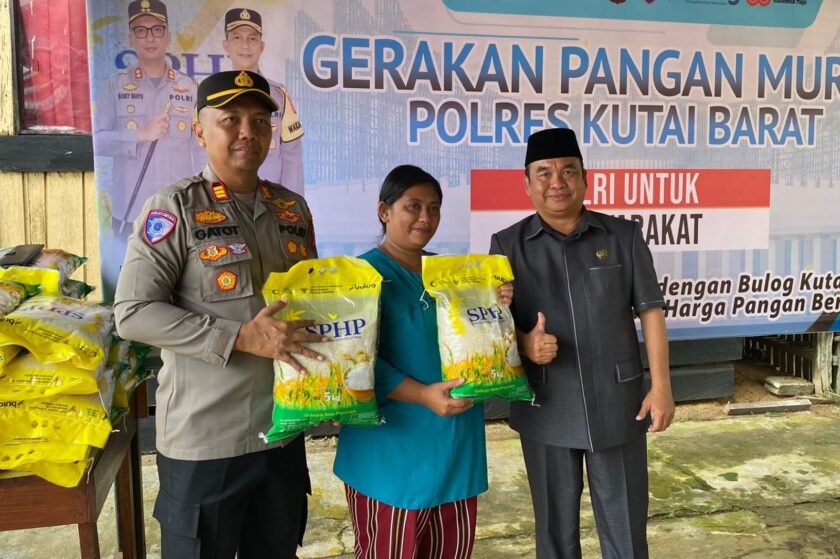 Polsek Melak Buat Gerakan Pangan Murah, Dalam Waktu Singkat, 200 Karung Beras SPHP Ludes Terjual