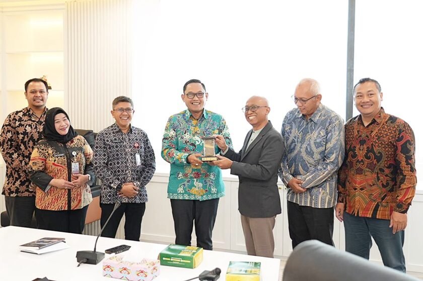 Implementasi Teknologi Nuklir, Wagub Kaltim Terima Kepala ORTN BRIN