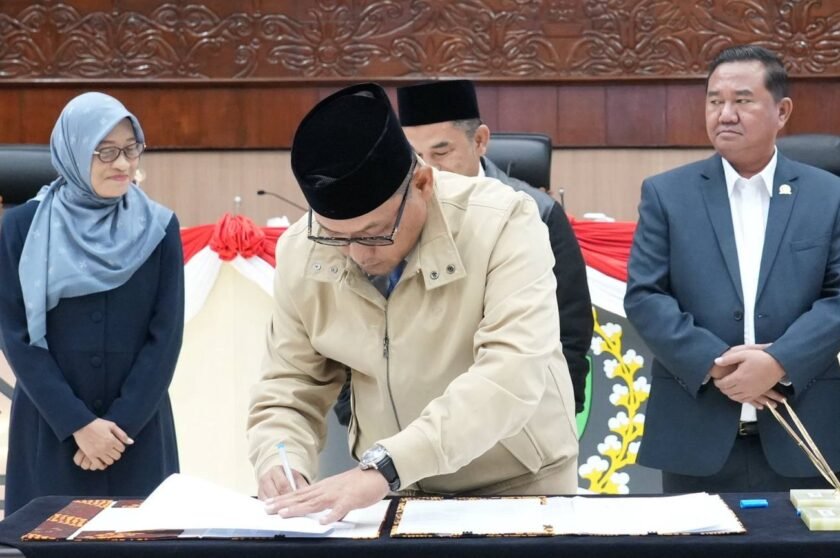 Ranperda Perubahan APBD Kaltim 2025 Disetujui