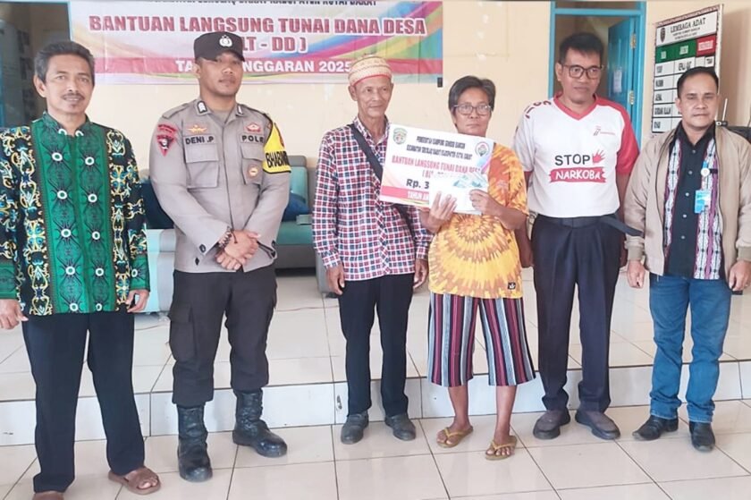 Warga Sumber Bangun Senang Sudah Terima BLT DD Kutai Barat