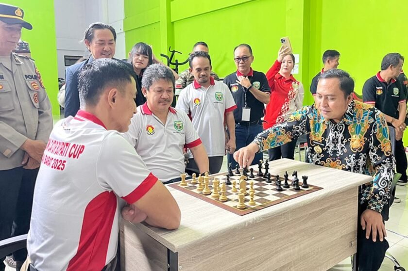 Bupati Edwin Catur Olahraga Strategi Perkuat Karakter Generasi Muda Kutai Barat